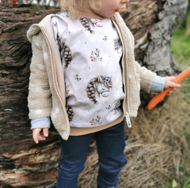 [041] VORBESTELLUNG Eigenproduktion Pferdekopf taupe 0,5m